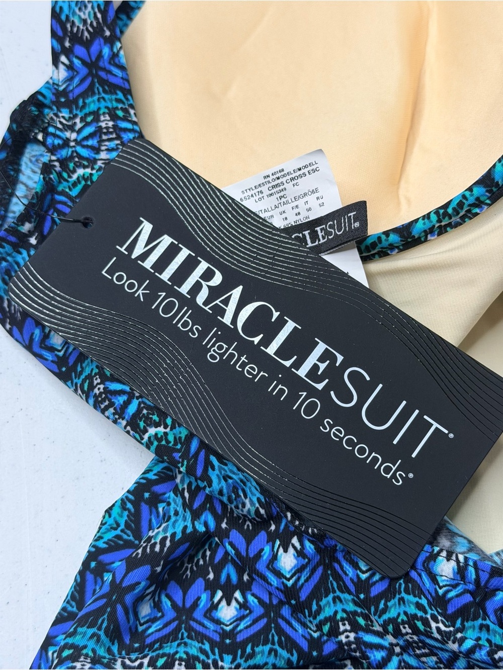 NWT Miraclesuit Mosaica Criss Cross Escape Swimsuit Size 16 - Picture 11 of 13